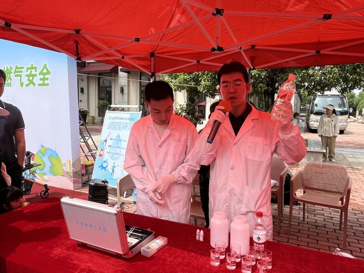 图片5.jpg 图片5.jpg