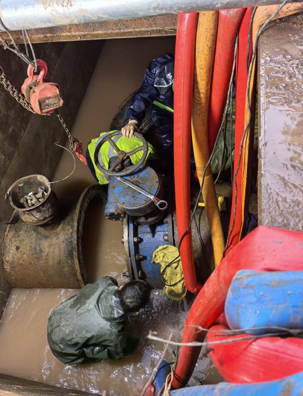 图片 2.jpg 图片 2.jpg