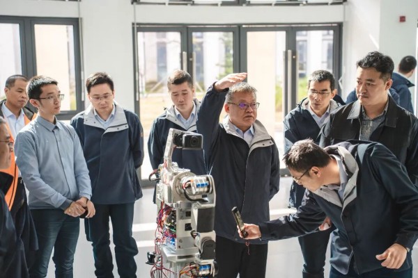 图片 1.jpg 图片 1.jpg