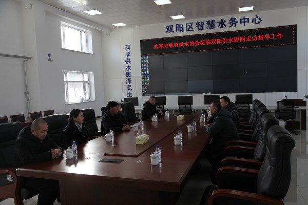 图片 1.jpg 图片 1.jpg